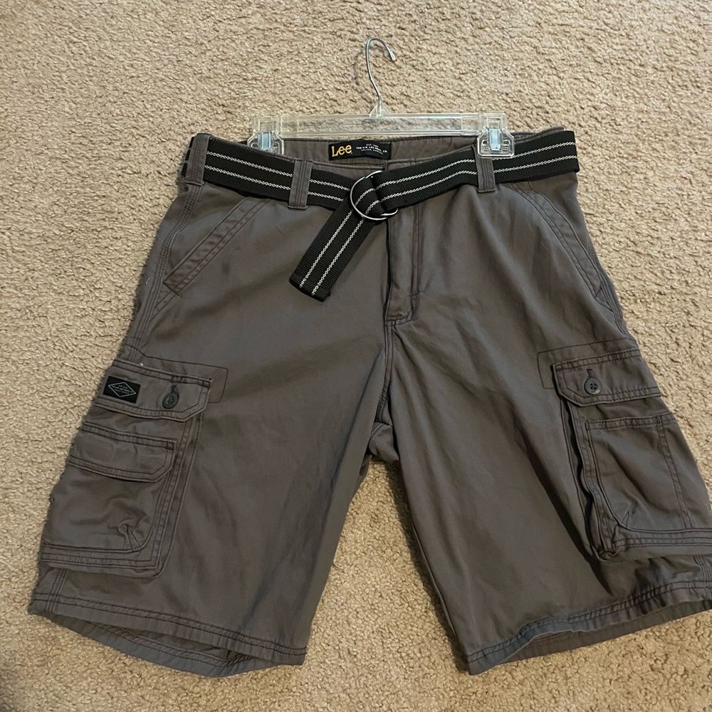 Lee Men's Charcoal Cargo Shorts with Belt